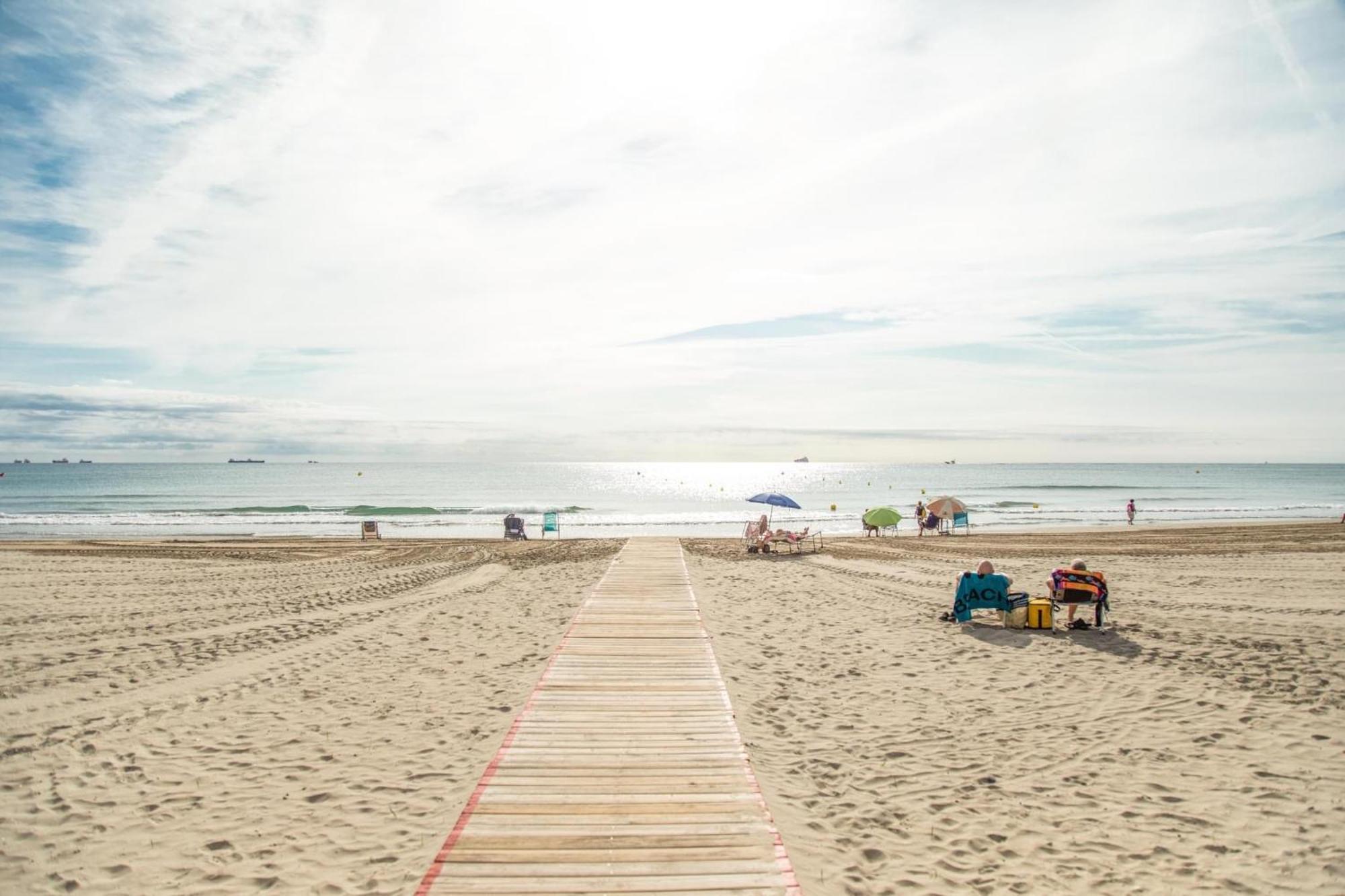 Apartbeach Golden I Muy Luminoso Junto Playa Y Climatizado 살루 외부 사진